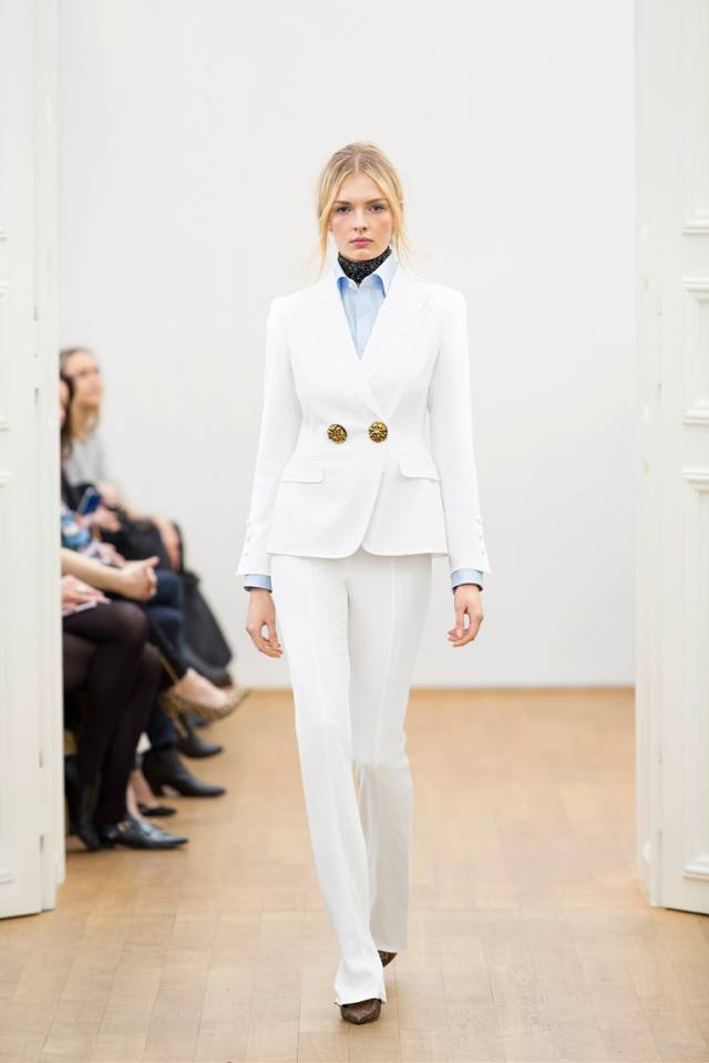 Белый модный женский пиджак 2016 – фото новинка от Escada