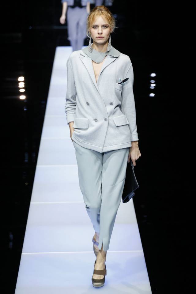 Серый модный пиджак 2016 – фото новинки в коллекции Giorgio Armani